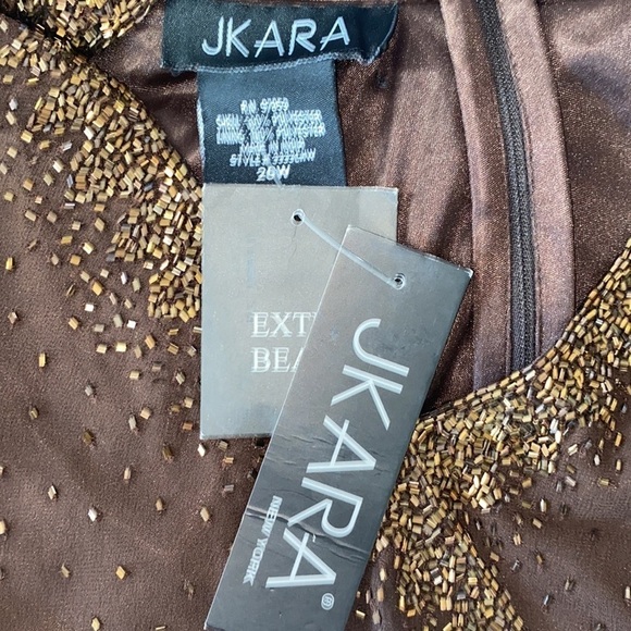 Jkara Beaded Bodice V-Neck Short Sleeve Faux Wrap Gown - Picture 8 of 12